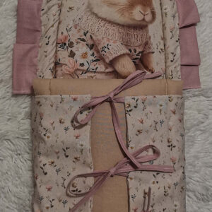 Főoldal rózsaszín bézs nyuszilány pólya