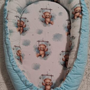 hintamaci kék szteppelt babafészek